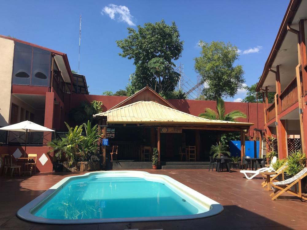 Tupa Boutique Hotel Puerto Iguazú Buitenkant foto