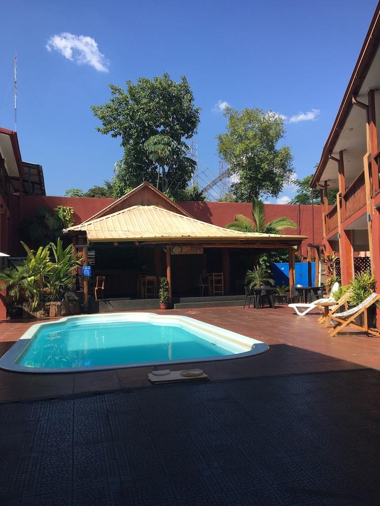 Tupa Boutique Hotel Puerto Iguazú Buitenkant foto
