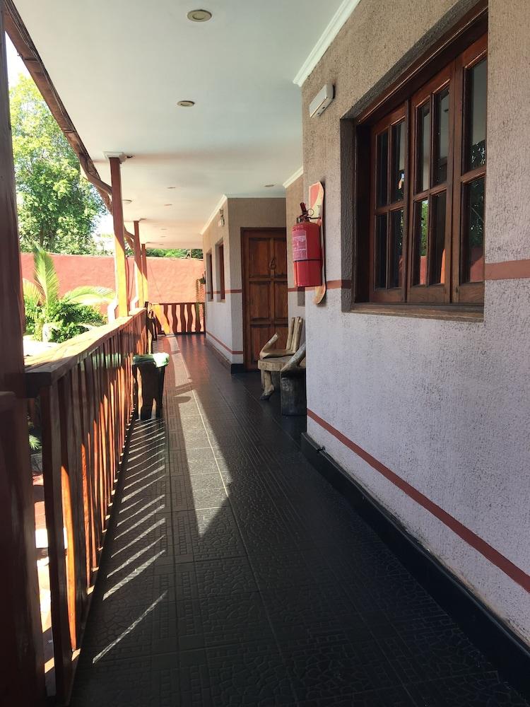 Tupa Boutique Hotel Puerto Iguazú Buitenkant foto